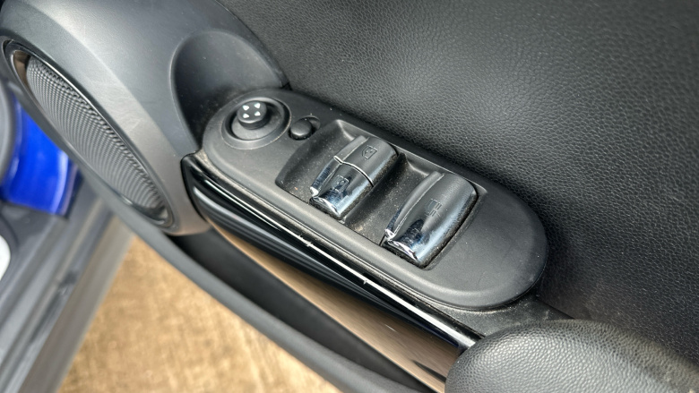 MINI Convertible 2.0 Cooper S II 2dr Auto Petrol Convertible